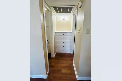 1000 W 26th Street #207, Austin, TX 78705 - Photo 14