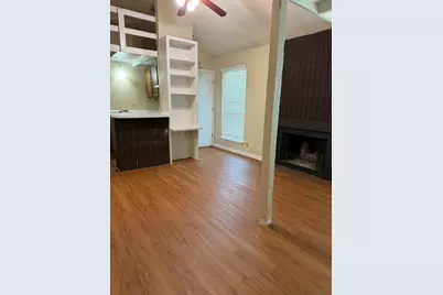 1000 W 26th Street #207, Austin, TX 78705 - Photo 4