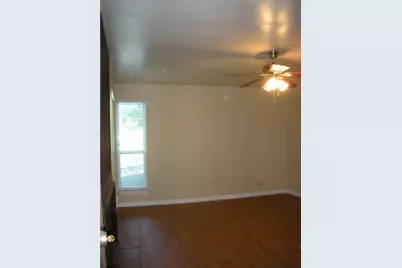 1000 W 26th Street #207, Austin, TX 78705 - Photo 4