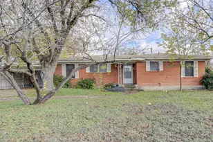 1204 Northridge Dr, Austin, TX 78723 - Photo 2