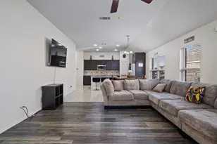 804 Farmhouse Dr, Hutto, TX 78634 - Photo 20