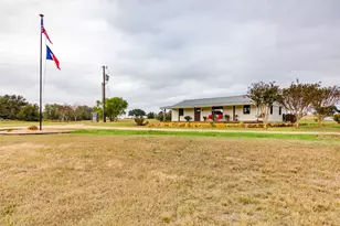 1192 Sand Hill Rd, Dale, TX 78616 - Photo 2