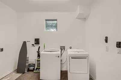 904 E 2nd Street #B, Austin, TX 78702 - Photo 32