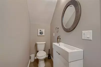 904 E 2nd Street #B, Austin, TX 78702 - Photo 18
