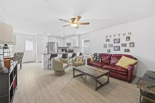 108 Ciarans Crossing Dr, Fredericksburg, TX 78624 - Photo 2