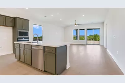 8601 Aracari Cove, Austin, TX 78744 - Photo 2