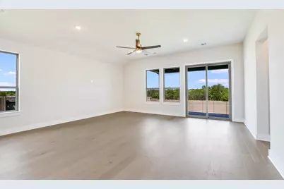 8601 Aracari Cove, Austin, TX 78744 - Photo 4