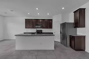 13709 Fallsprings Way, Manor, TX 78653 - Photo 10