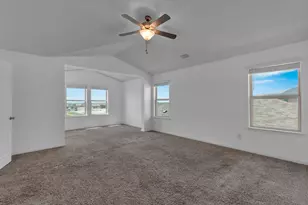 13709 Fallsprings Way, Manor, TX 78653 - Photo 20