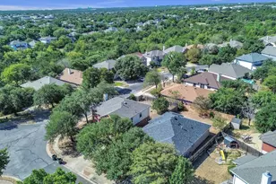 16832 Luckenwald Dr, Round Rock, TX 78681 - Photo 38