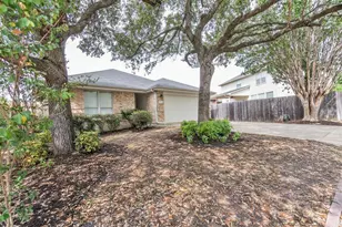16832 Luckenwald Dr, Round Rock, TX 78681 - Photo 4