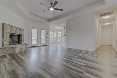 21607 Santa Carlo Avenue, Lago Vista, TX 78645 - Photo 4