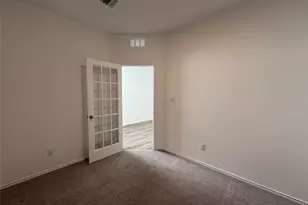 217 English Oak St, Georgetown, TX 78626 - Photo 8