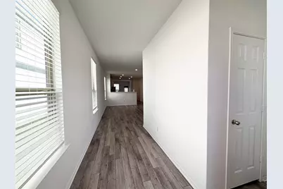 217 English Oak Street, Georgetown, TX 78626 - Photo 2