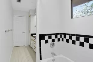 108 Schooner Dr, Lakeway, TX 78738 - Photo 22