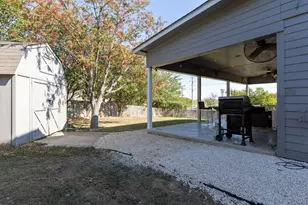 309 Caladium Ct, Georgetown, TX 78626 - Photo 38