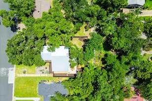 7001 Danwood Dr, Austin, TX 78759 - Photo 4