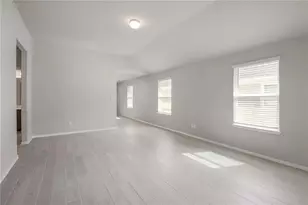 116 Riverhill Dr, Georgetown, TX 78628 - Photo 6