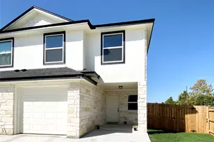 100 Sandstone Dr, Jarrell, TX 76537 - Photo 2
