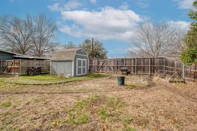 1233 Orange Street, Lockhart, TX 78644 - Photo 28