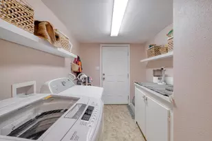 1233 Orange St, Lockhart, TX 78644 - Photo 24