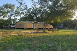 175 Sandoval St, Buda, TX 78610 - Photo 2