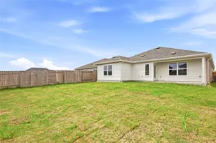 181 Oriole St, Kyle, TX 78640 - Photo 24