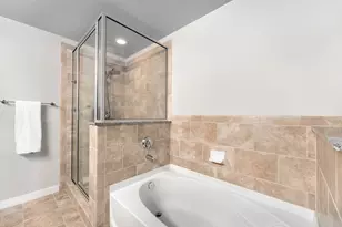 360 Nueces St, Austin, TX 78701 - Photo 18