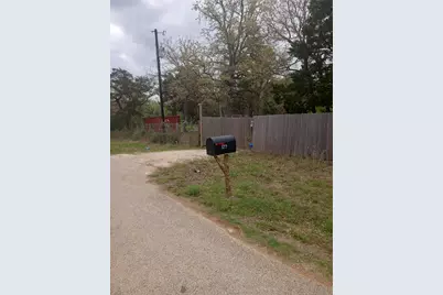 177 Moon Mist Drive, Bastrop, TX 78602 - Photo 2
