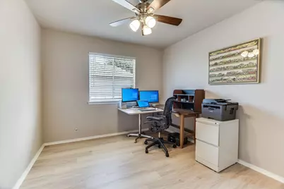 2800 Tyler Lane, Taylor, TX 76574 - Photo 16