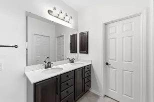 7300 Altidore Dr, Austin, TX 78744 - Photo 8