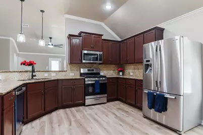 170 Sandstone Trail, Buda, TX 78610 - Photo 6