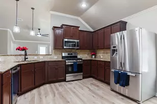 170 Sandstone Trail, Buda, TX 78610 - Photo 6