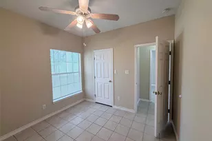 187 Creekwood Trail, Cedar Creek, TX 78612 - Photo 16