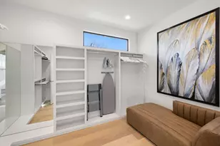 1304 Comal St, Austin, TX 78702 - Photo 18