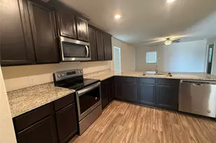 18912 Quiet Range Dr, Elgin, TX 78621 - Photo 4