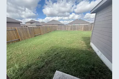 18912 Quiet Range Drive, Elgin, TX 78621 - Photo 28