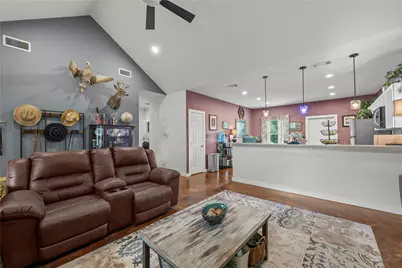 503 Chantilly Lane, Spicewood, TX 78669 - Photo 10