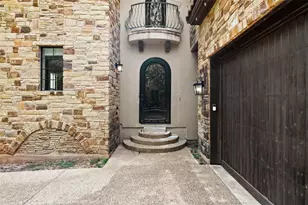 1310 Minnie Dr, Austin, TX 78732 - Photo 4