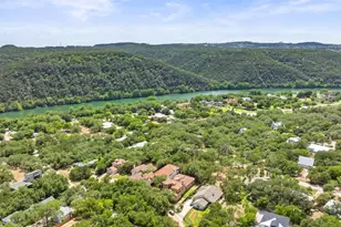 1310 Minnie Dr, Austin, TX 78732 - Photo 2