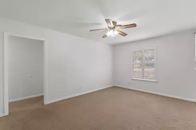 8405 Sequoia Drive, Austin, TX 78758 - Photo 4