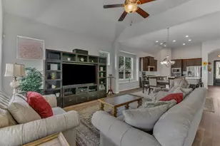 902 Catalina Ln, Austin, TX 78737 - Photo 4