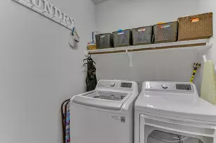 902 Catalina Ln, Austin, TX 78737 - Photo 18