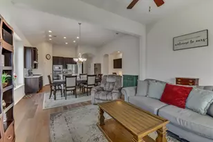902 Catalina Ln, Austin, TX 78737 - Photo 20