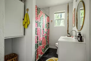 100 Florence Dr, Austin, TX 78753 - Photo 16