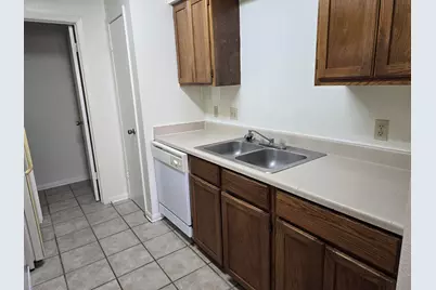8705 Schick Road #D, Austin, TX 78729 - Photo 6