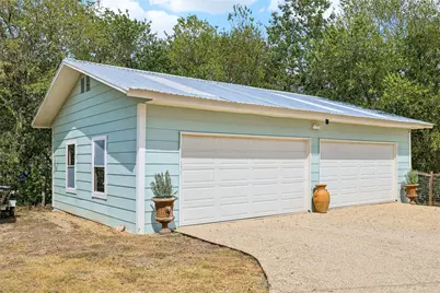 372 Old Lockhart Road, Lockhart, TX 78644 - Photo 4