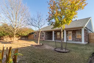 233 Birch Dr, Kyle, TX 78640 - Photo 6