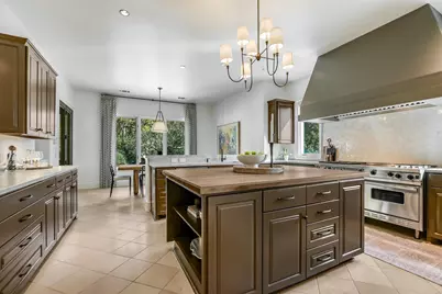 624 Logans Ln Lane, Austin, TX 78746 - Photo 16