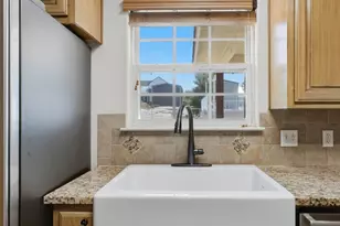 305 Pecan Dr, Kingsland, TX 78639 - Photo 10